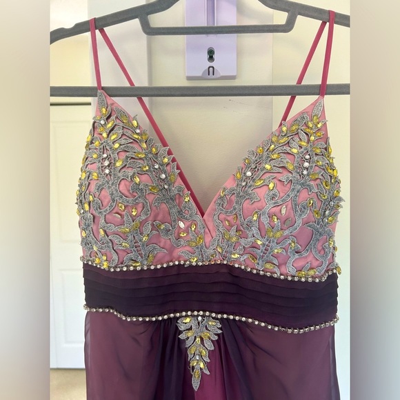 Formal/Graduation Dress - Picture 4 of 6